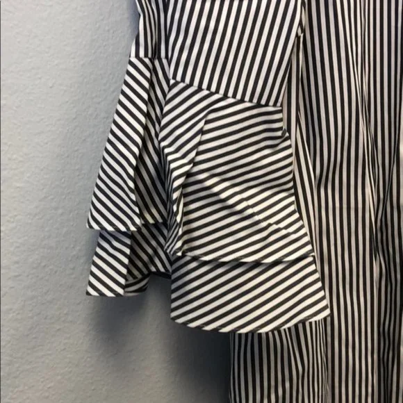 Pappagallo Gray Striped Tiered-Ruffle Sleeve Dress - Picture 2 of 10